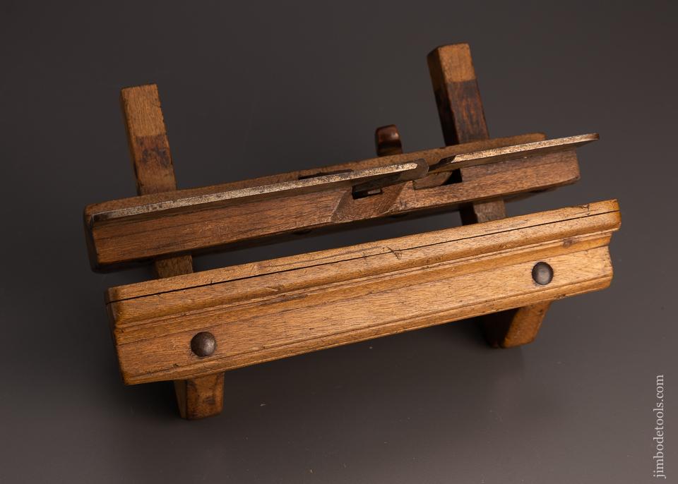 Fine JO FULLER IN PROVIDENCE Yellow Birch 18th Century plow Plane - EXCELSIOR 99224