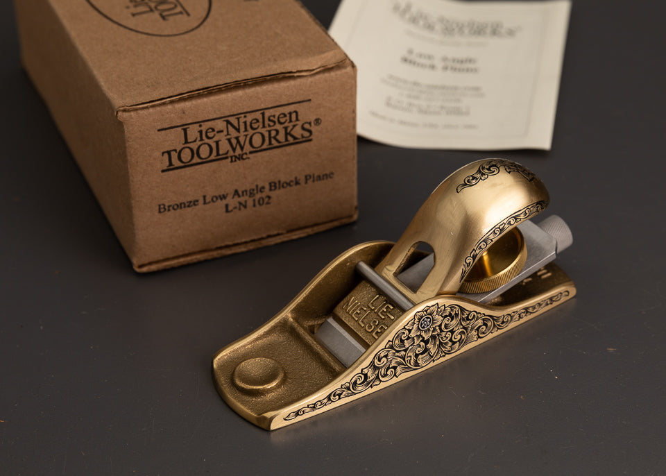 Stunning LIE NIELSEN No. 102 Low Angle Bronze Block Plane Lavishly Engraved by MIKHAIL DAVYDOV - 103079