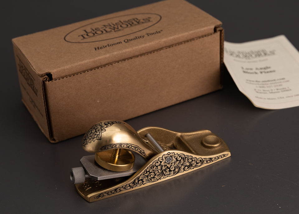 Stunning LIE NIELSEN No. 102 Low Angle Bronze Block Plane Lavishly Engraved by MIKHAIL DAVYDOV - 103079