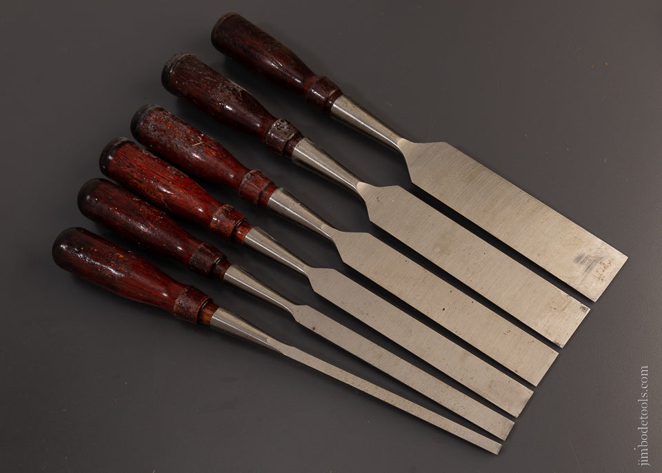 Near Mint with DECALS Set of STANLEY No. 720 Chisels in Roll - 106926