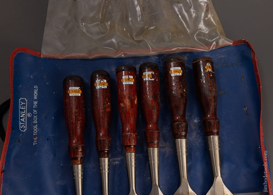 Near Mint with DECALS Set of STANLEY No. 720 Chisels in Roll - 106926