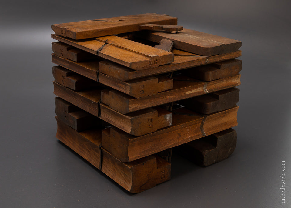 G.W. DENISON & CO. Set of 14 Hollow & Round Planes - 107213