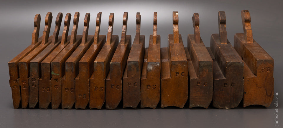 G.W. DENISON & CO. Set of 14 Hollow & Round Planes - 107213