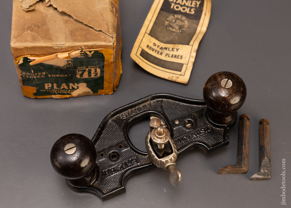 STANLEY No. 71 Rosewood Router Plane in Original Box - 109859