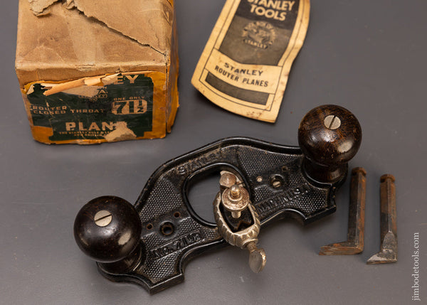 STANLEY No. 71 Rosewood Router Plane in Original Box - 109859