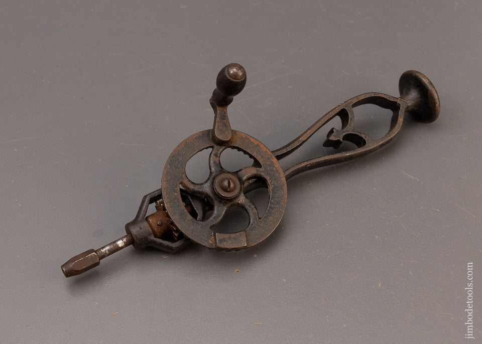 MILLERS FALLS No. 4 Single Speed Hand Drill - 110923