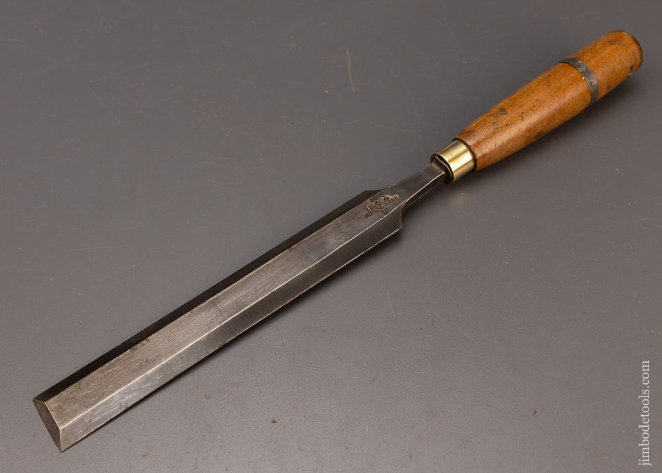 Long, Thin Boxwood Handled Paring Chisel 1 1/4 Inch BUCK & HICKMAN - 111102