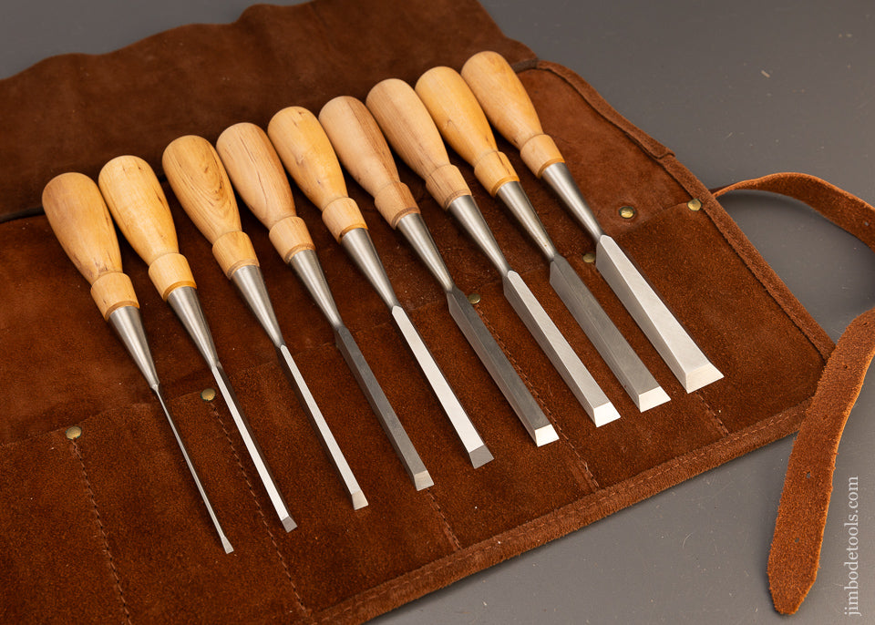 Set of 9 LIE NIELSEN Bevel Edge Socket Chisels in Original Leather Roll Mint - 111171