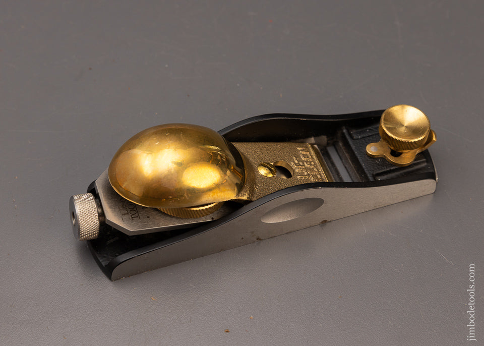 Extra Fine LIE NIELSEN No. 60 1/2 Low Angle Block Plane with Adjustable Mouth - 111277