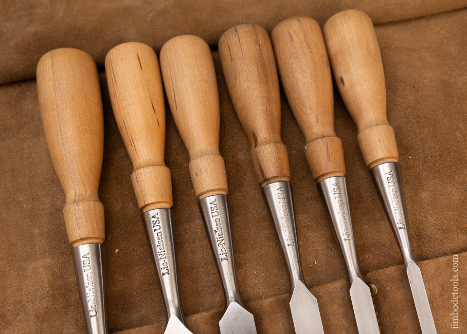 Fine Set of 6 LIE NIELSEN Bevel Edge Chisels in Original Leather Roll - 111346
