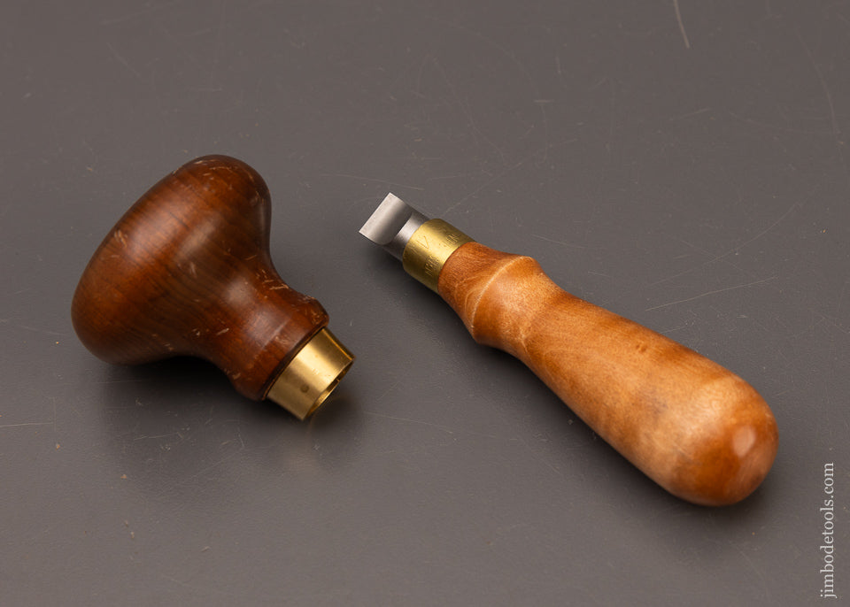 LIE NIELSEN Chip Breaker Screwdriver & One Other - 111361