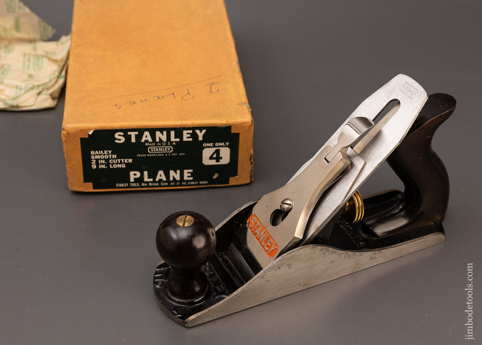 STANLEY No. 4 Smooth Plane Near Mint in Box - 111369
