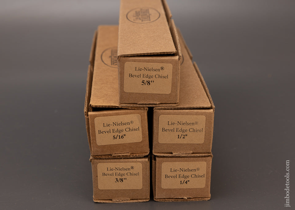 Mint Graduated Set of 5 LIE NIELSEN Bench Chisels - 111410