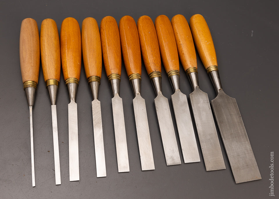 Extra Fine Graduated Set of 10 Bench Chisels by FOOTPRINT  — 111580