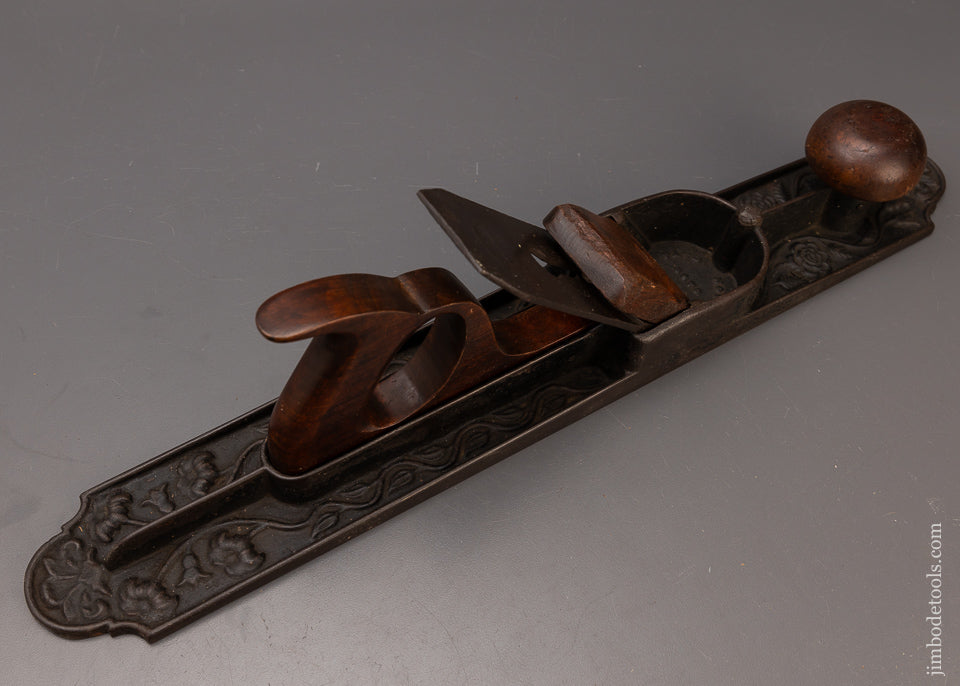 Rare Floral Casting & Waffle Sole MORRIS PATENT Jointer Plane - 111604