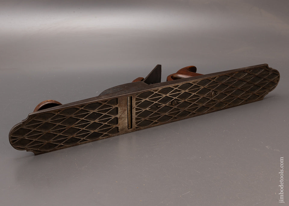 Rare Floral Casting & Waffle Sole MORRIS PATENT Jointer Plane - 111604