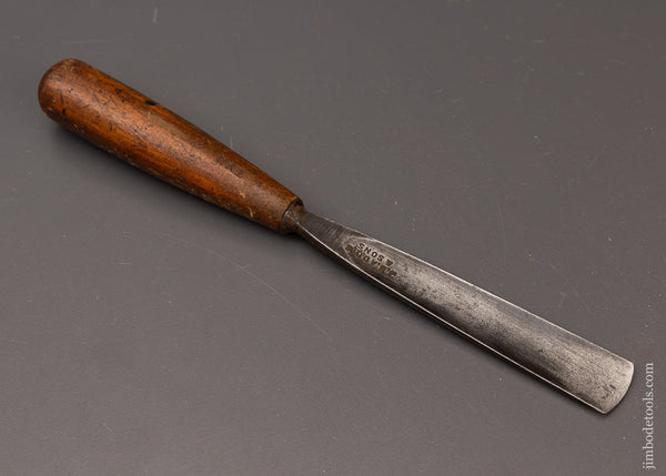 Fat ADDIS Carving Chisel Gouge Extra Wide 1 5/16 Inches Wide No. 3 Sweep - 111674