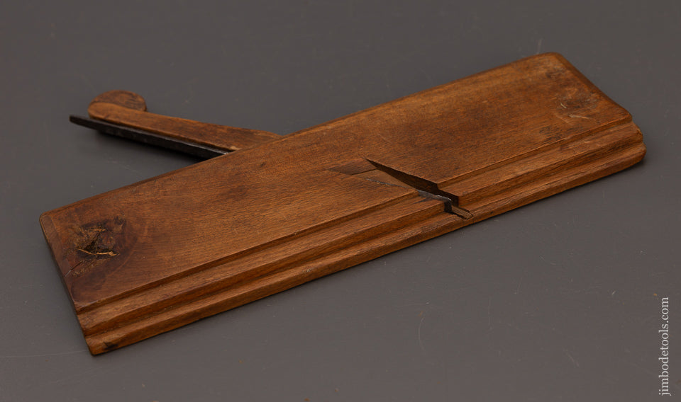 NICHOLSON IN WRENTHAM 18th Century 10 Inch Yellow Birch Moulding Plane - 111748