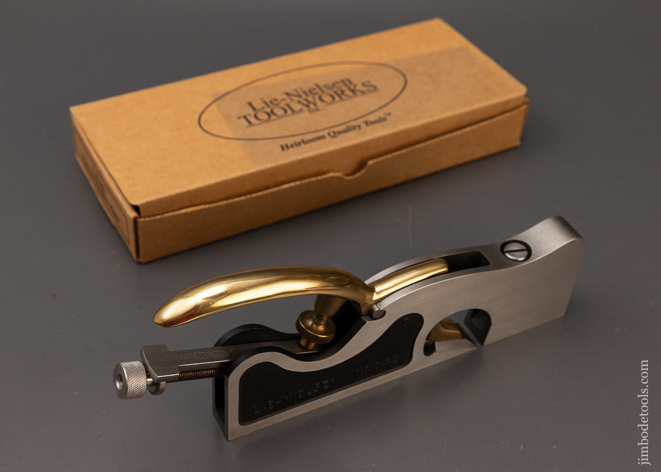 LIE NIELSEN No. 042 Shoulder Plane Mint in Box on Backorder at Lie Nielsen - 111821