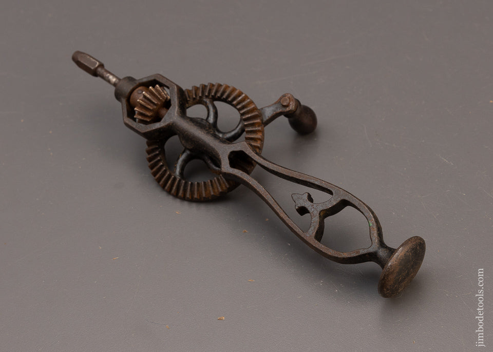 MILLERS FALLS No. 4 Single Speed Hand Drill - 110923