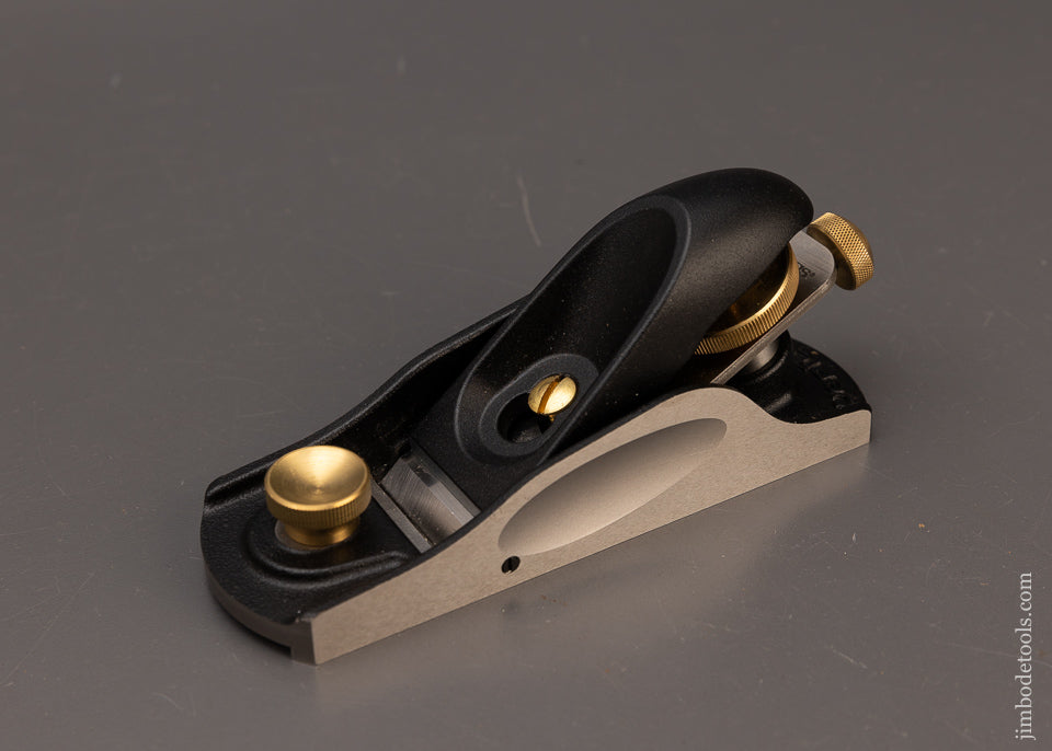 Mint LEE VALLEY VERITAS Adjustable Mouth Block Plane - 111944