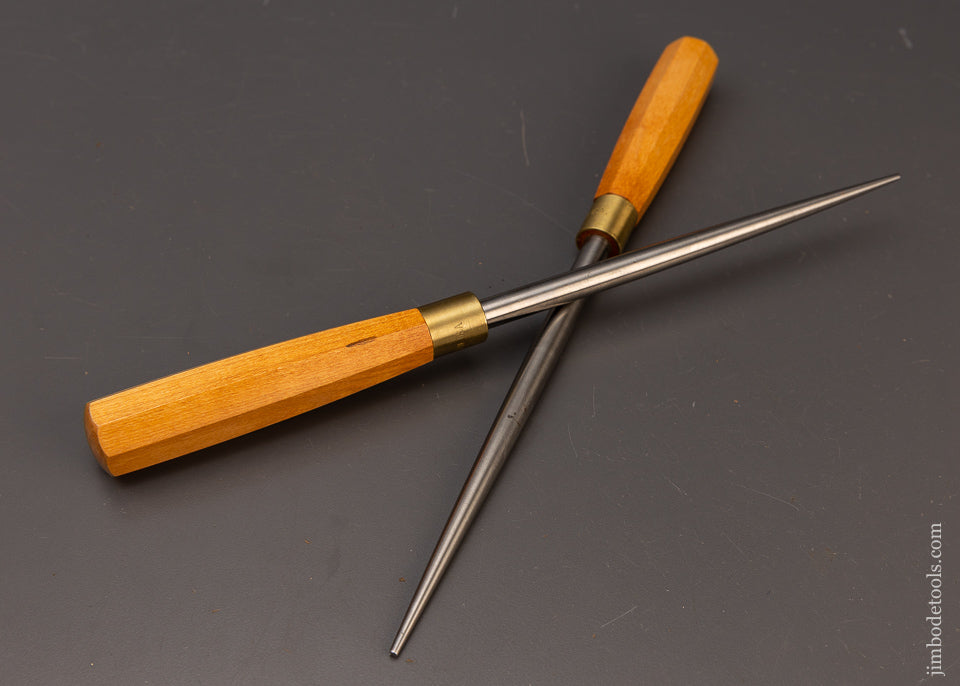 Mint Pair of LIE NIELSEN Draw Bore Pins - 111945 – Jim Bode Tools