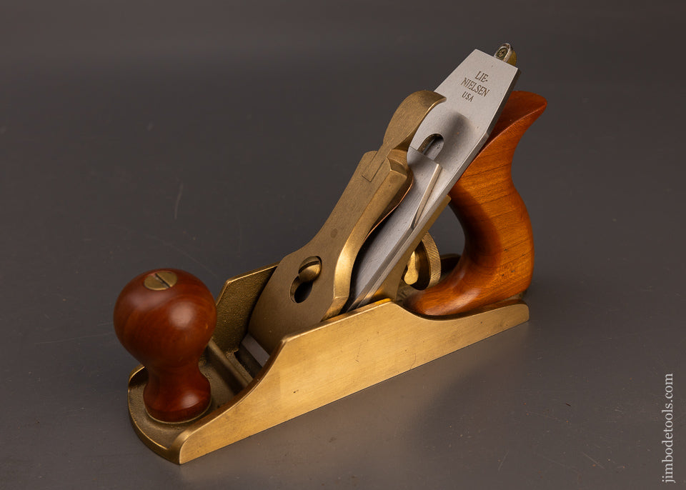 DISCONTINUED Bronze LIE NIELSEN No. 2 Smooth Plane - 111960