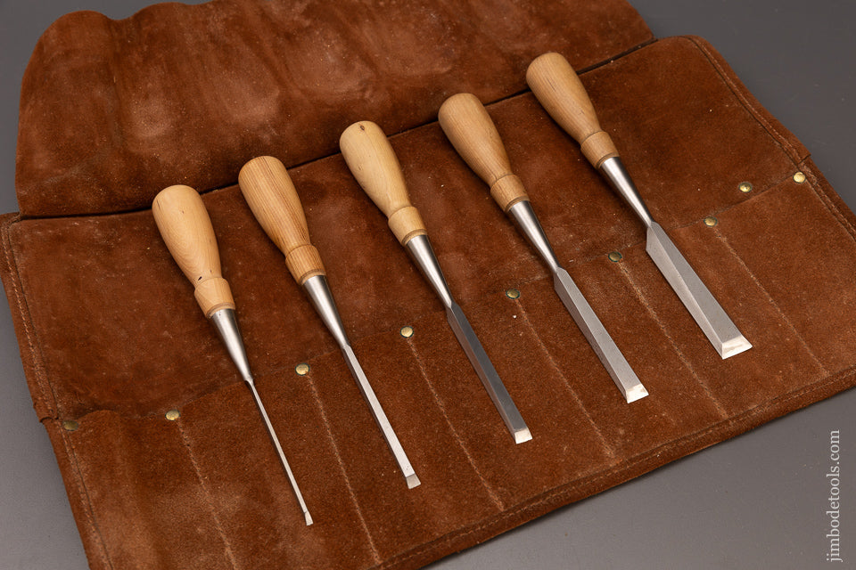 Near Mint Set of 5 LIE NIELSEN Bench Chisels in Leather Roll - 111965