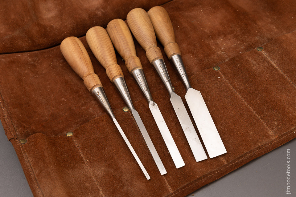 Near Mint Set of 5 LIE NIELSEN Bench Chisels in Leather Roll - 111965