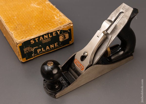 Fine STANLEY No. 3 Smooth Plane Near Mint in Box - 111977