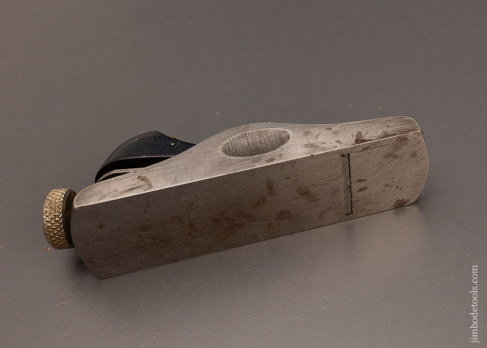 Fine STANLEY No. 60 1/2 Low Angle Block Plane with Adjustable Mouth - 112009