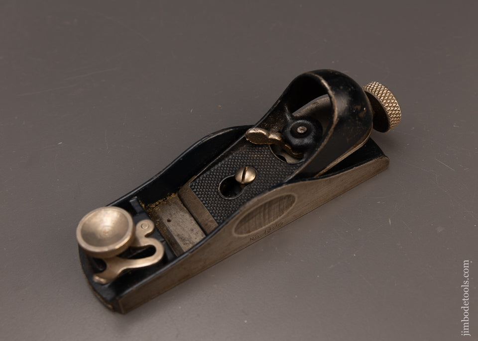 Fine STANLEY No. 60 1/2 Low Angle Block Plane with Adjustable Mouth - 112019