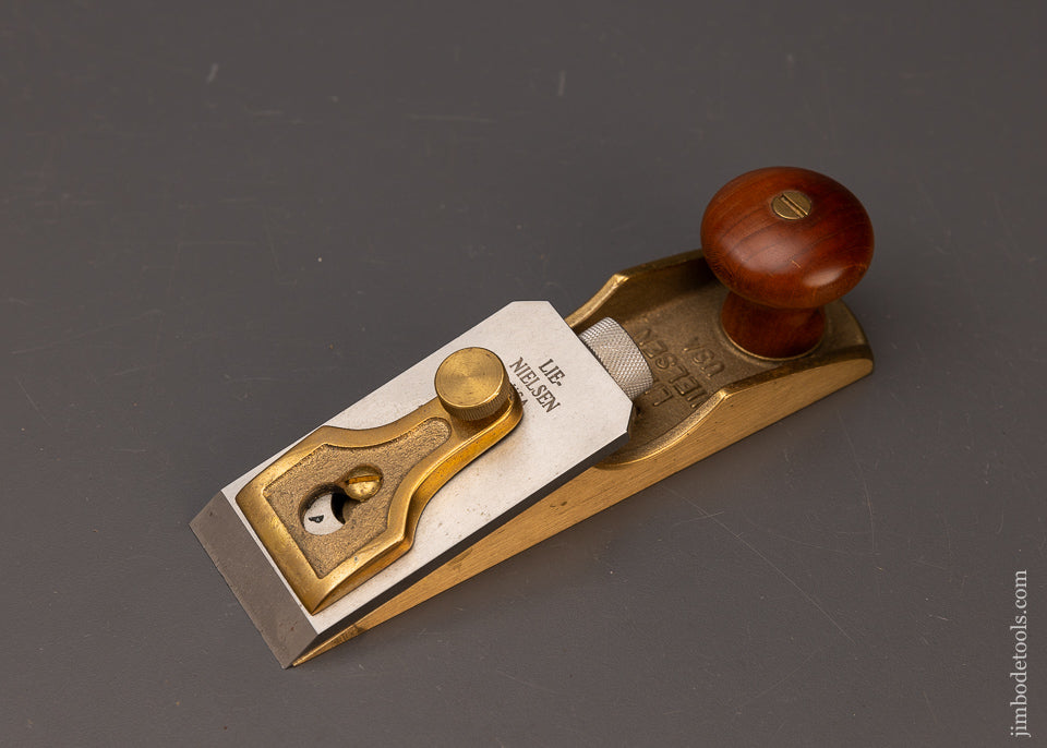 Fine LIE NIELSEN No. 97 1/2 BRONZE Chisel Edge Plane - 112035