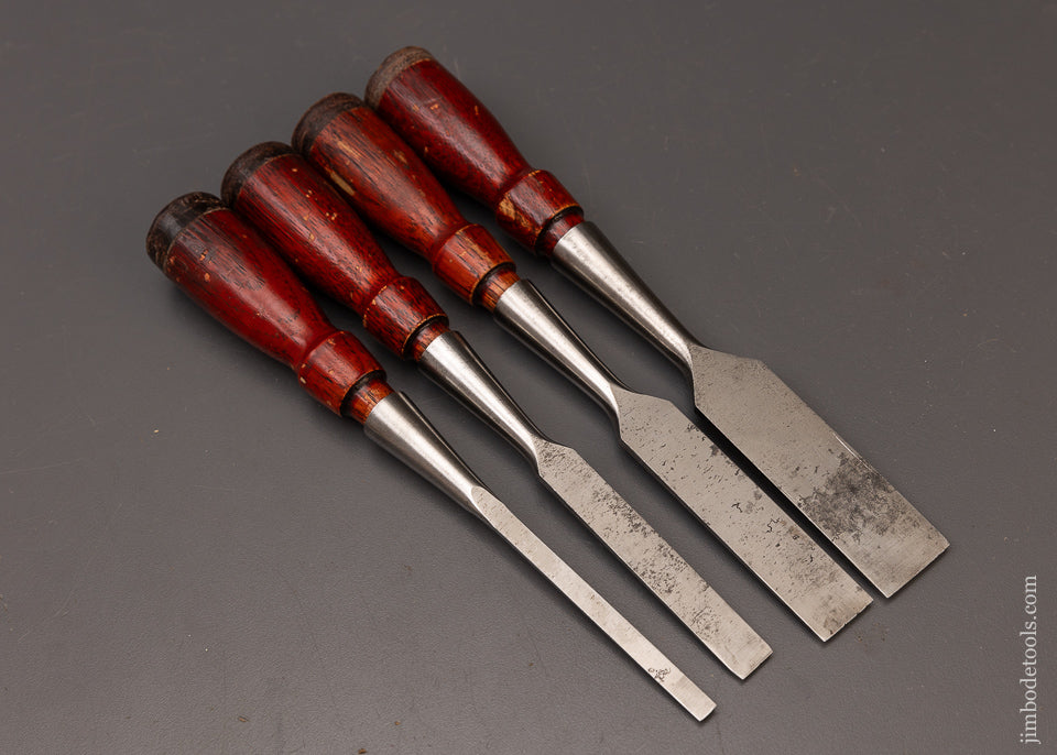 Near Mint Set of 4 STANLEY No. 750 Chisels with Decals - 112053