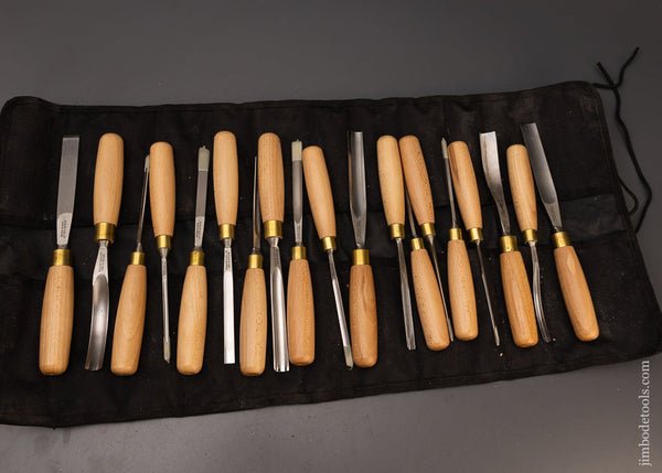 Near Mint Set of 19 ASHLEY ILES Carving Chisels Gouges in Roll - 112113