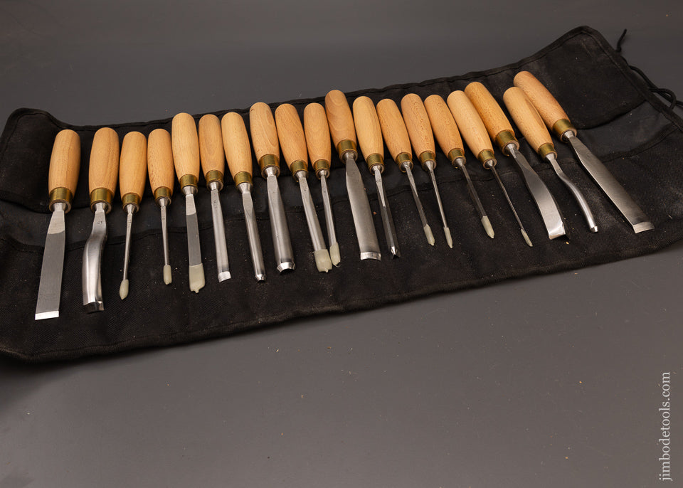 Near Mint Set of 19 ASHLEY ILES Carving Chisels Gouges in Roll - 112113
