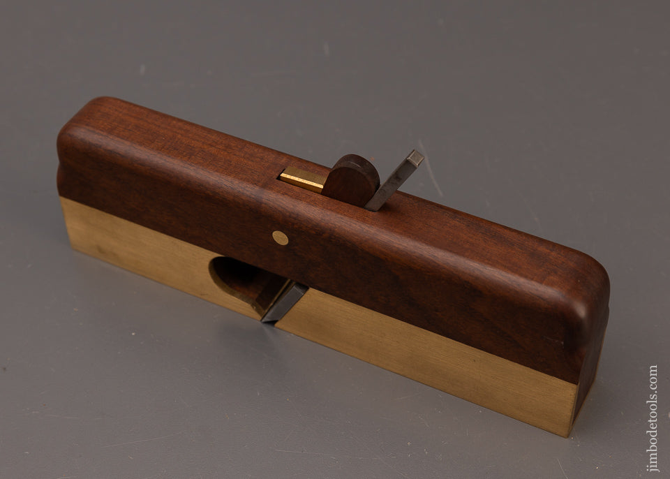 Near Mint H.N.T. GORDON 1 1/4 Inch Wide Rabbet Plane Gidgee Infill - 112117