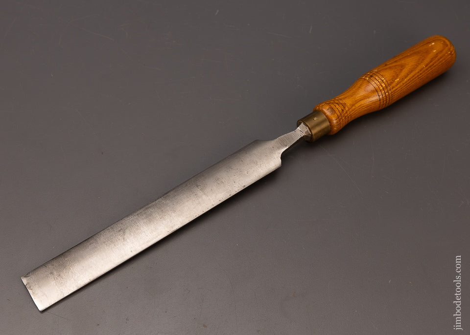 1 1/4 Inch Pattern Maker’s Long Paring Gouge - 112124