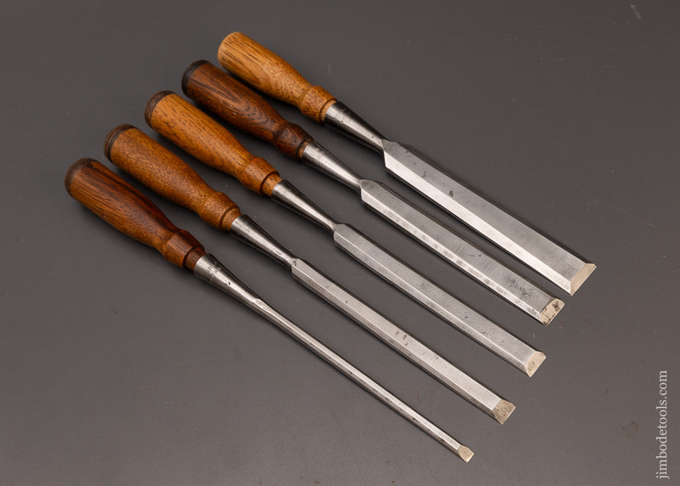 Fine Set of 5 STANLEY No. 720 Chisels - 112271