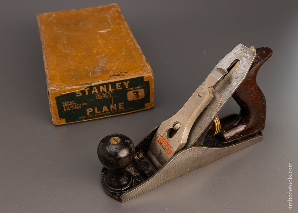 Fine STANLEY No. 3 Smooth Plane in Original Box - 112899