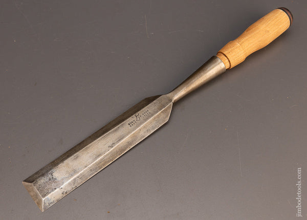 Extra Fine BUCK BROS. 1 1/2 Inch Bevel Edge Chisel - 113147