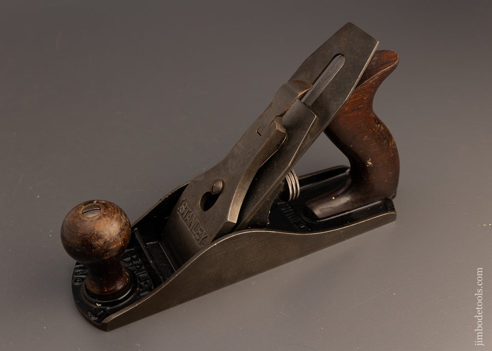 Fine STANLEY No. 4 Smooth Plane War Time - 113383