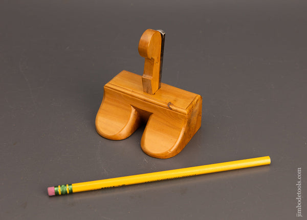 Pretty Solid Boxwood Router Plane with MARPLES Iron - 113469