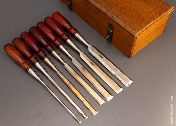 Stunning Set of 7 STANLEY No. 720 Chisels in Period Box - 113608