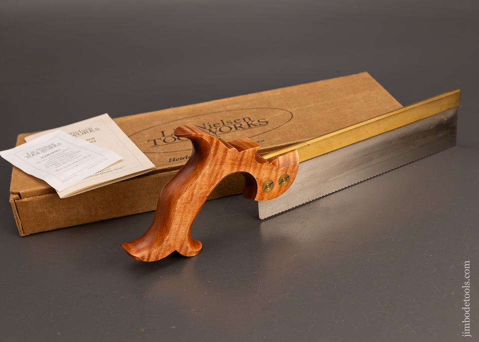 LIE NIELSEN Brass Back Dovetail Saw Near Mint in Box - 113610