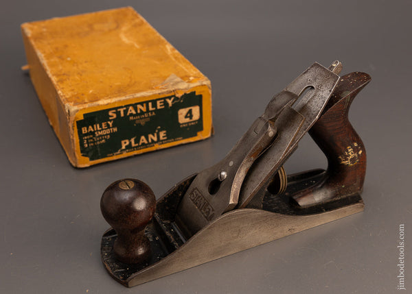 SWEETHEART STANLEY No. 4 Smooth Plane in Original Box - 113695