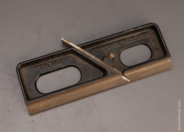 Premium Extra Fine STANLEY No. 144 Corner Rounding Plane 3/8 Size - 113753