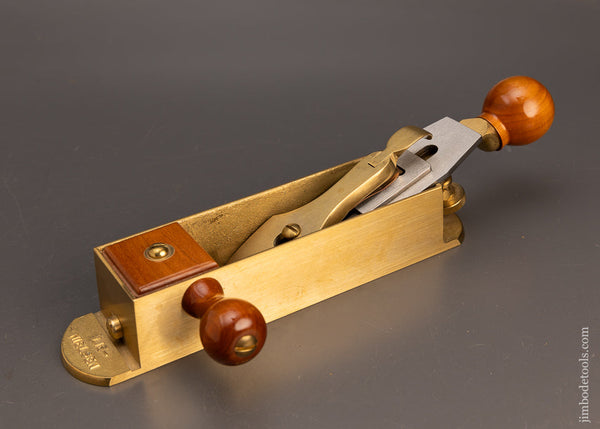 Near Mint LIE NIELSEN No. 9 Bronze Miter Plane - 113810