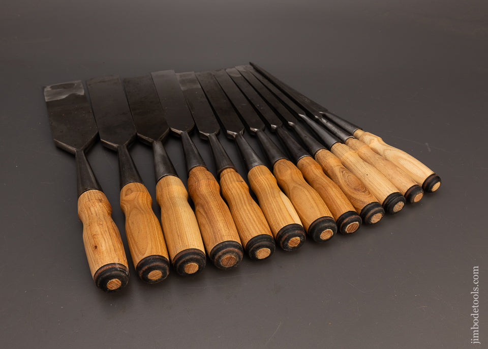 Extra Fine Premium Set of 12 JAMES SWAN Socket Firmer Chisels - 113962