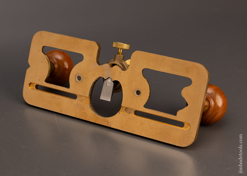 WALKE MOORE TOOLS No. 2500 Brass 8 1.2 Inch Router Plane Mint in Box - 113985